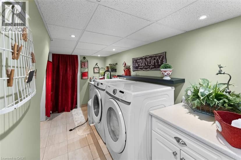 43 STELLA Street — photo 23 of 32