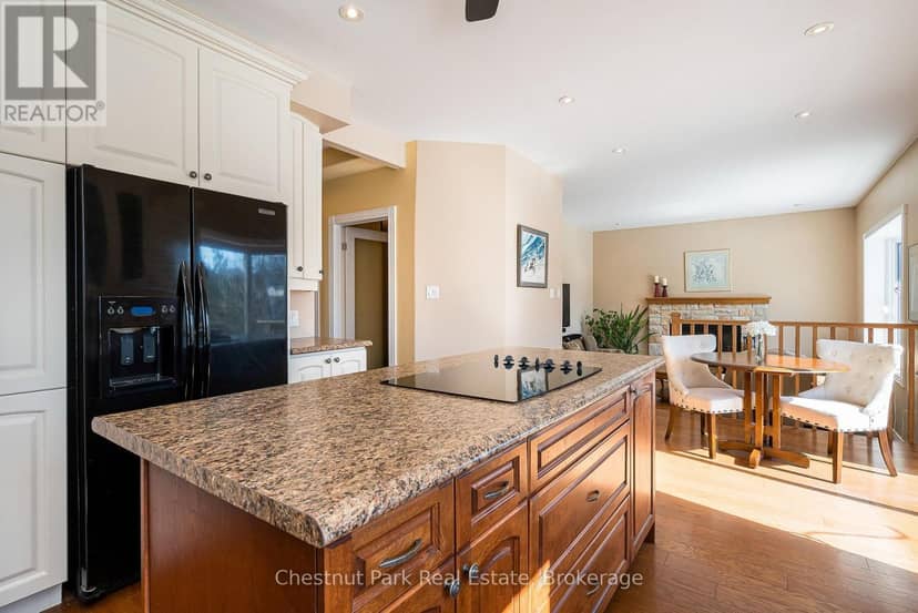 82 Stanley Street — photo 15 of 40