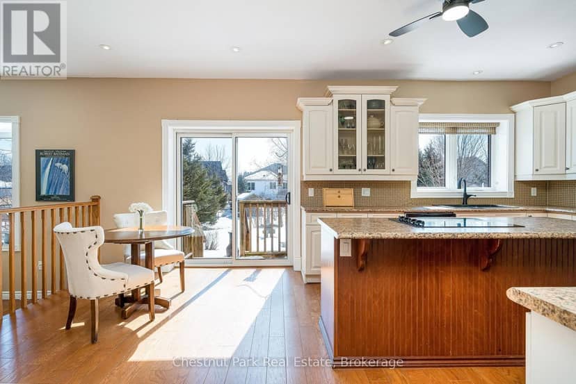 82 Stanley Street — photo 10 of 40