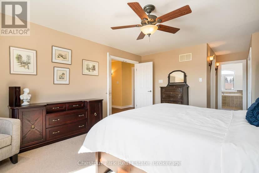 82 Stanley Street — photo 27 of 40