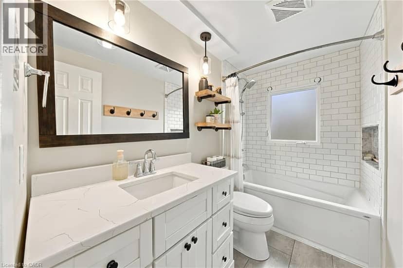 19 HILLSDALE Court — photo 25 of 40