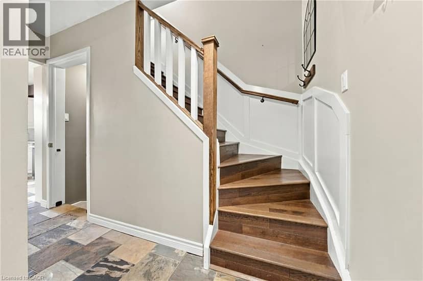 19 HILLSDALE Court — photo 20 of 40