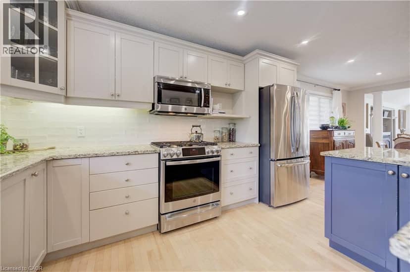 517 STARBOARD Crescent — photo 18 of 40