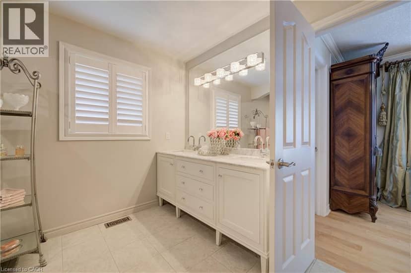 517 STARBOARD Crescent — photo 28 of 40