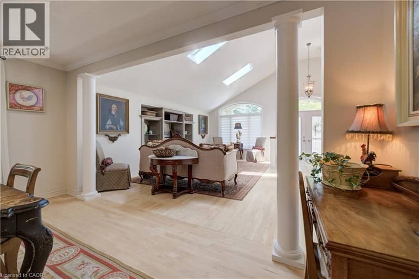 517 STARBOARD Crescent — photo 10 of 40
