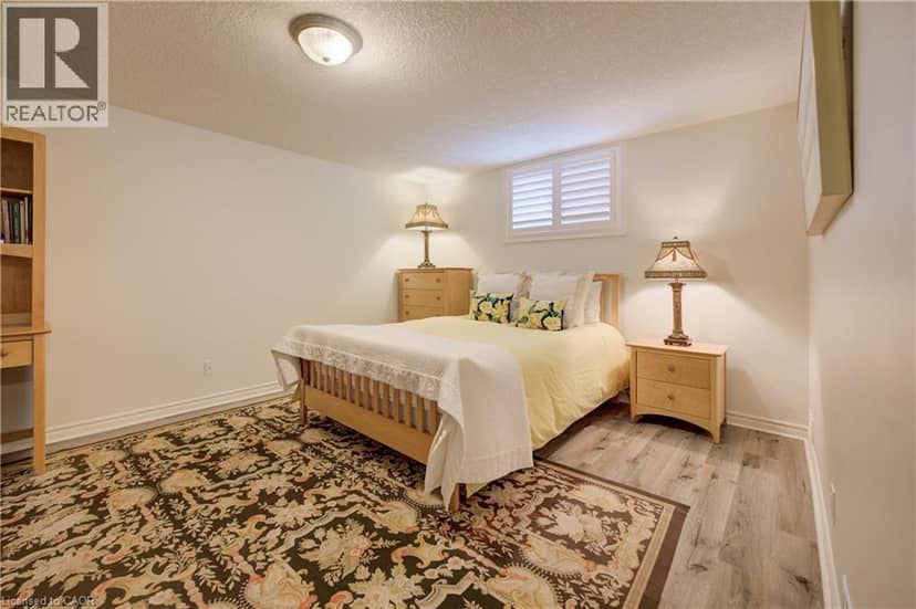517 STARBOARD Crescent — photo 37 of 40