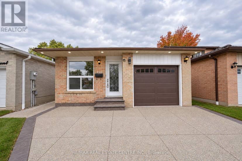 130 Martindale Crescent, Brampton, photo 2