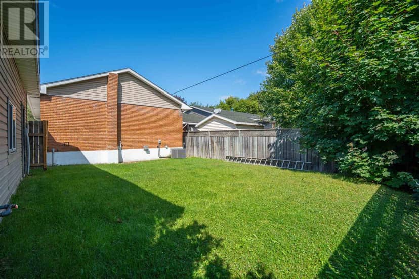 31 East Balfour ST — photo 36 of 39