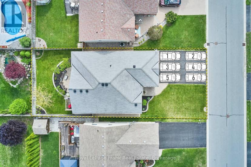 11 Fox Den Drive — photo 40 of 40