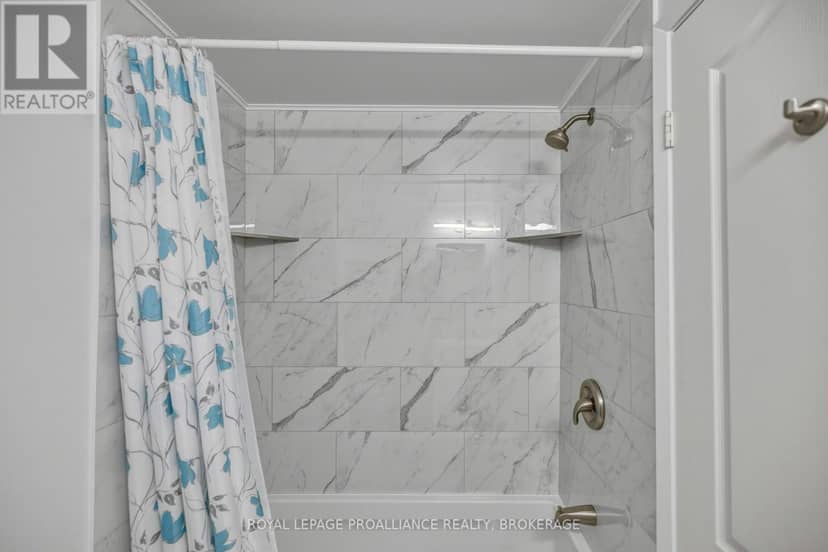 301 - 649 Davis Drive — photo 27 of 40