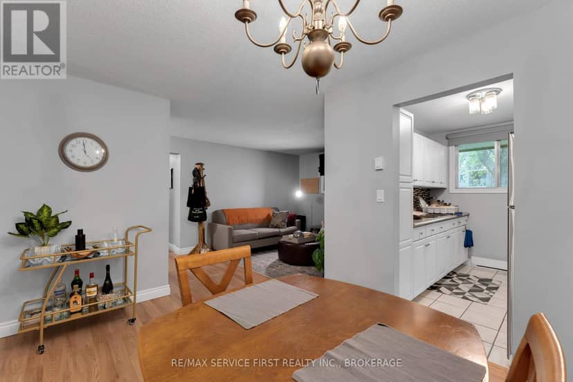 103 - 1010 Pembridge Crescent — photo 15 of 28