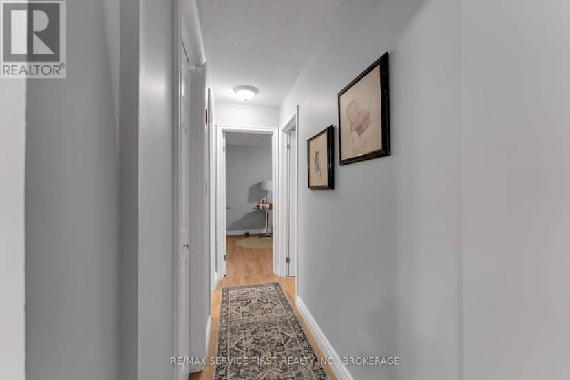 103 - 1010 Pembridge Crescent — photo 18 of 28