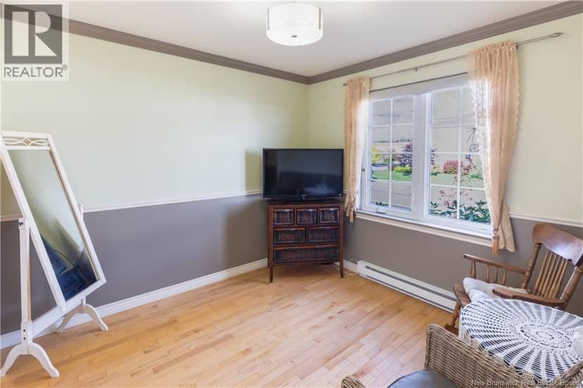 43 Dométhilde Crescent — photo 16 of 37