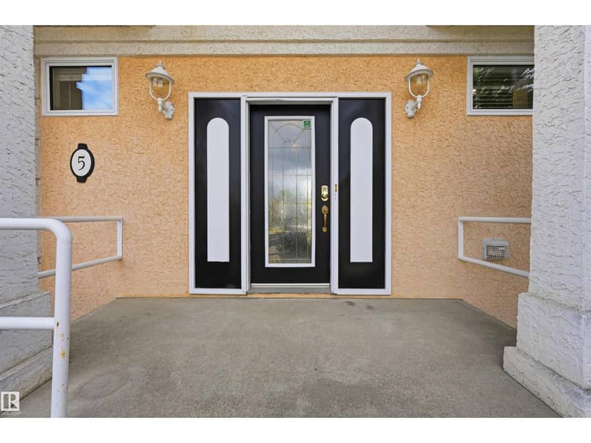 #5 11809 9B AV NW, Edmonton, photo 3