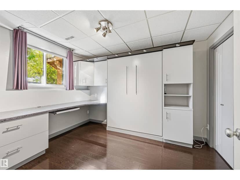 #5 11809 9B AV NW — photo 34 of 40