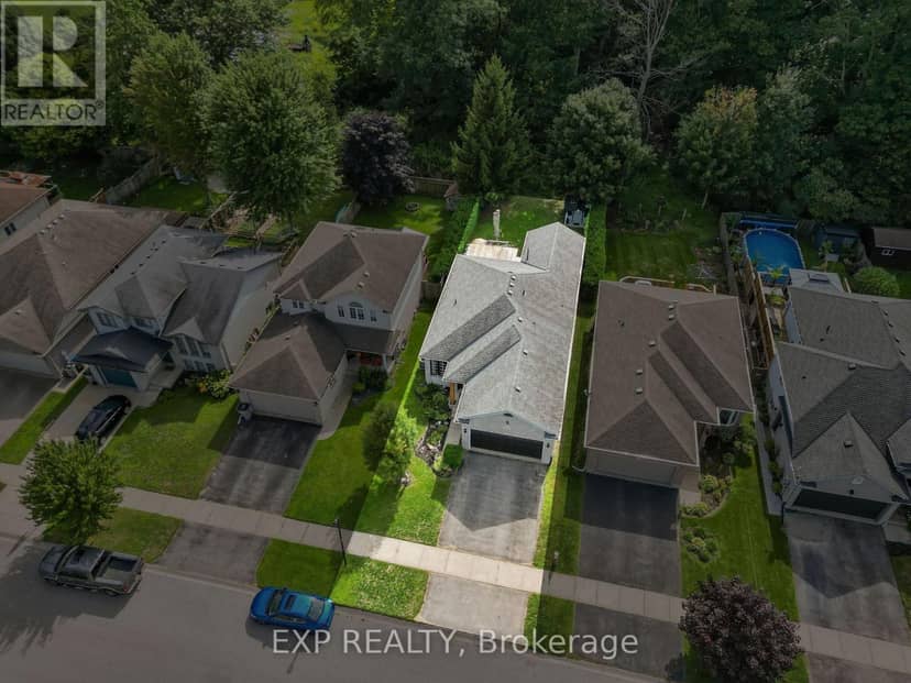 44 Juniper Crescent — photo 38 of 39