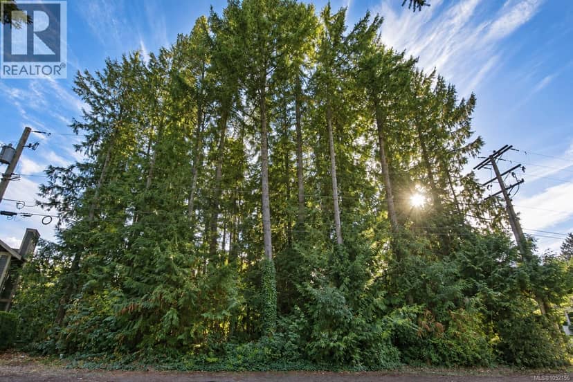 156&160 Harlech Rd, Qualicum Beach, photo 3
