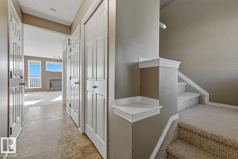 9047 Scott Cr NW — photo 15 of 32