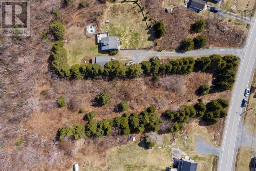 1484/1486 Terence Bay Road — photo 11 of 15