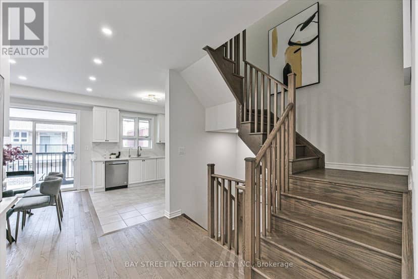 25 Chicago Lane — photo 24 of 40