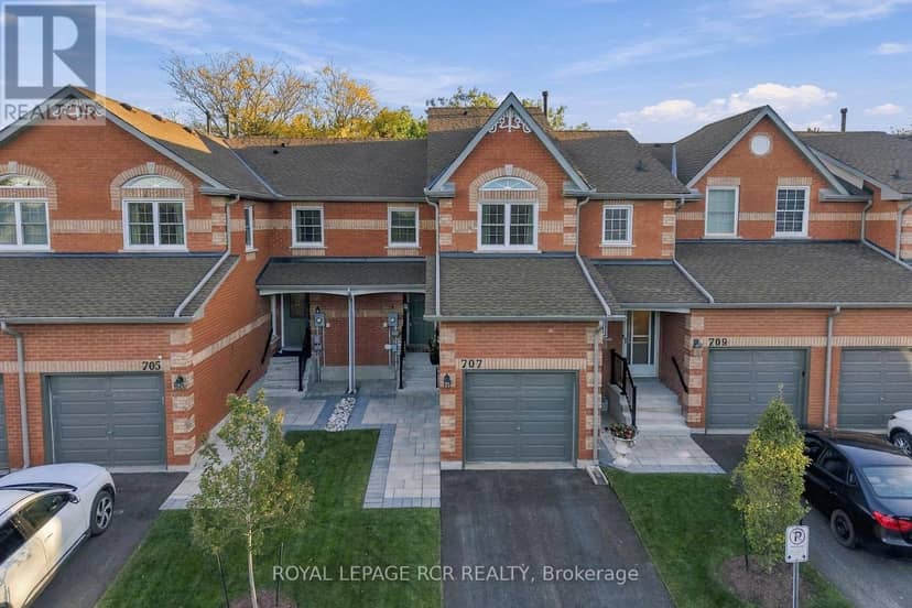 707 Caradonna Crescent, Newmarket