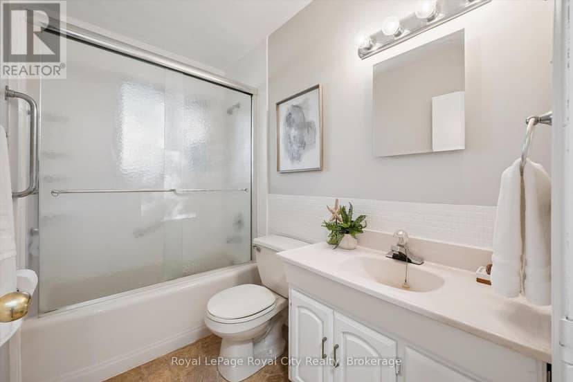 7065 Fife Road — photo 17 of 35