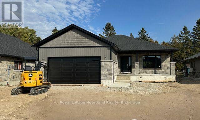 23 Galen Street, South Bruce, photo 3