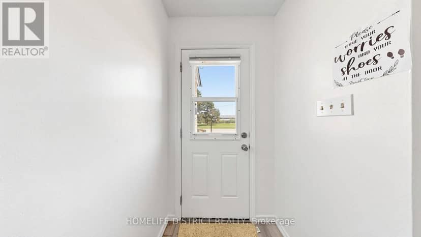 424 Chaleur Avenue, Oshawa, photo 2