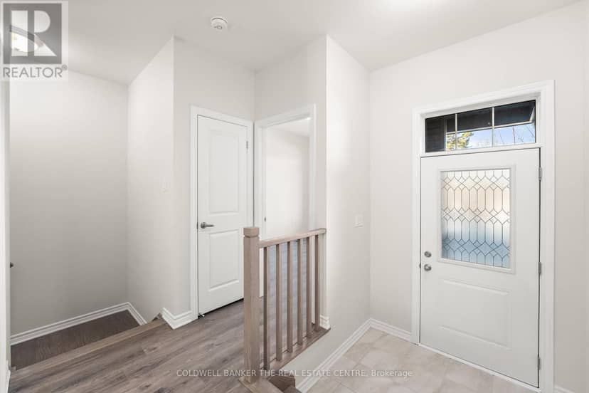 19 - 17 Lakewood Crescent, Kawartha Lakes, photo 5