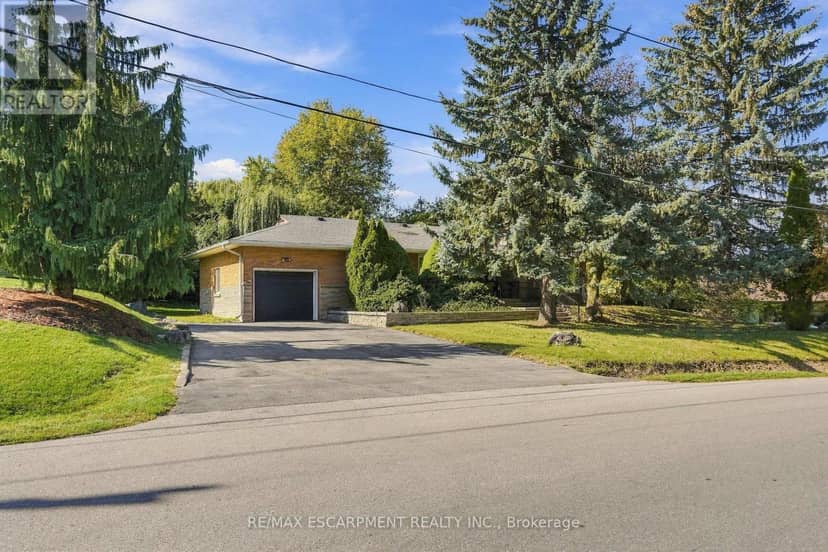 904 Montgomery Drive, Hamilton, photo 2