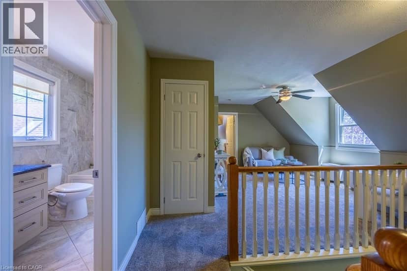1 BOSTWICK Crescent — photo 14 of 40