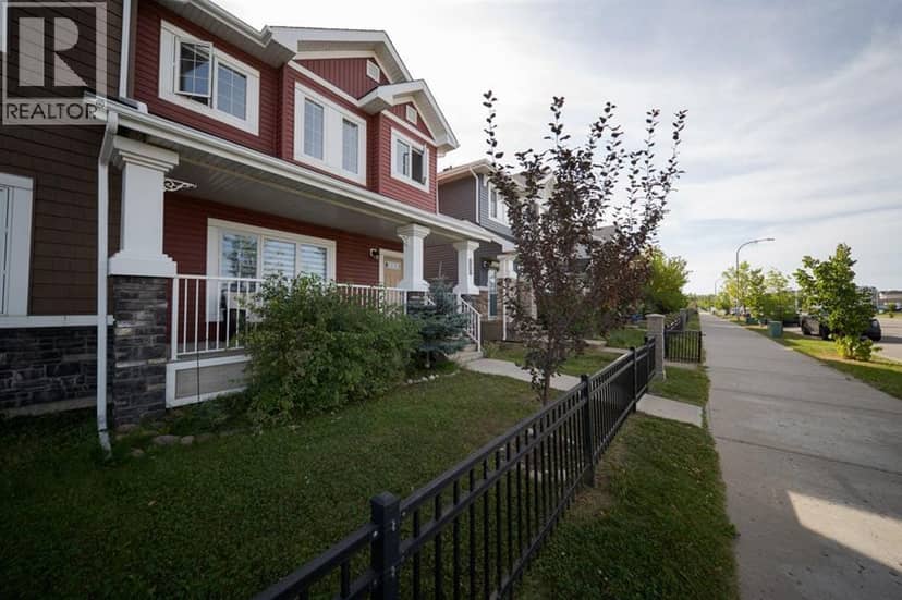 285 Heritage Drive, Fort McMurray, photo 2