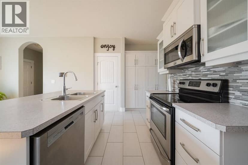 285 Heritage Drive — photo 14 of 39