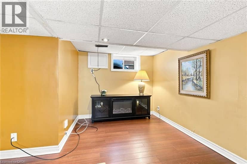 38 GARSIDE Avenue S — photo 35 of 40