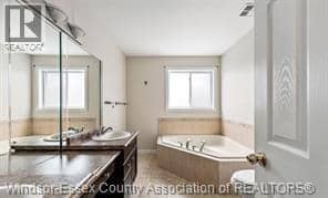 2361 Askin Avenue — photo 9 of 17