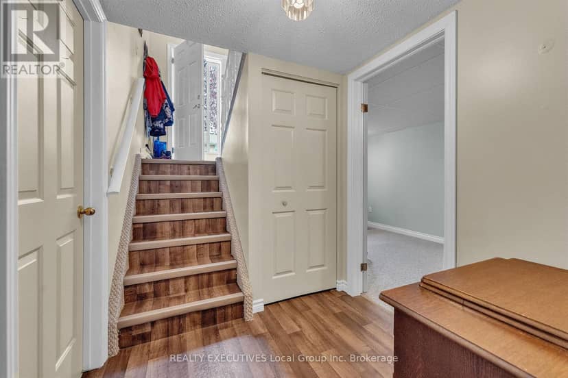 33 - 624 Lakeshore Drive — photo 22 of 40