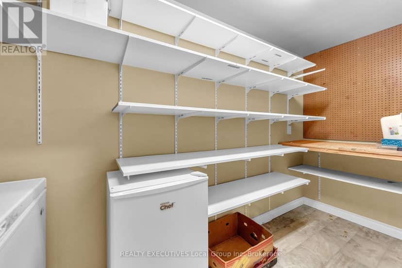 33 - 624 Lakeshore Drive — photo 33 of 40