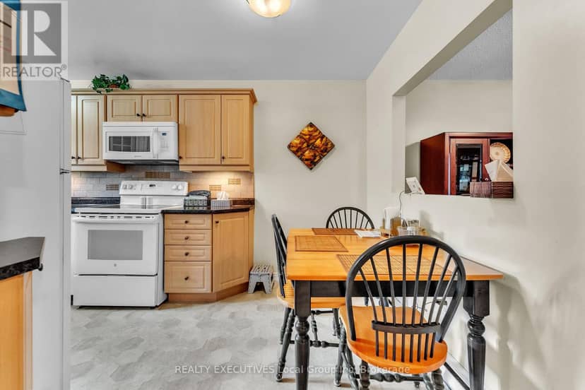 33 - 624 Lakeshore Drive, North Bay, photo 8