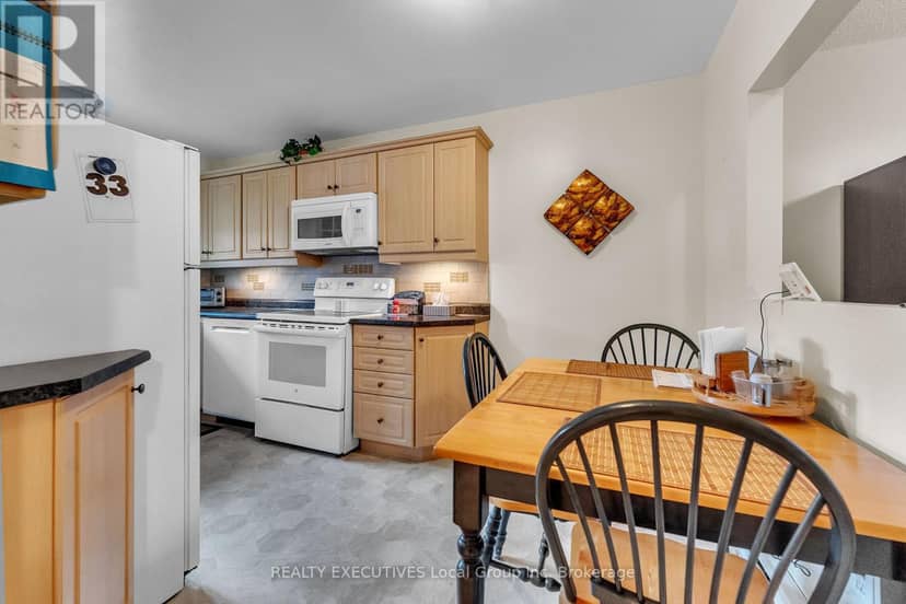 33 - 624 Lakeshore Drive — photo 9 of 40