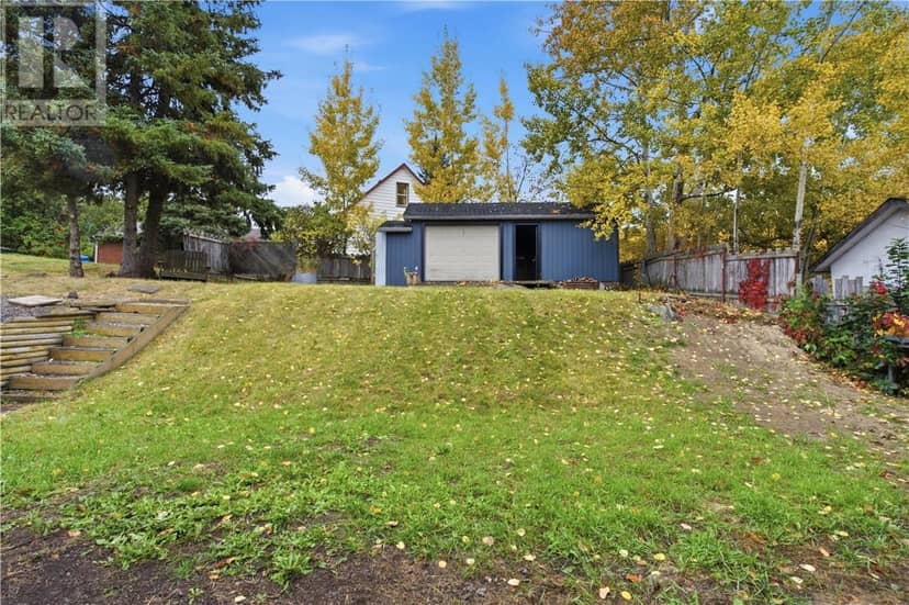 853 Howey — photo 34 of 36