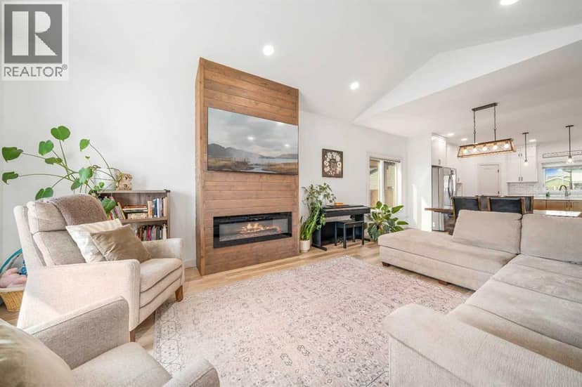 248 Westview Crescent W, Bow Island, photo 3