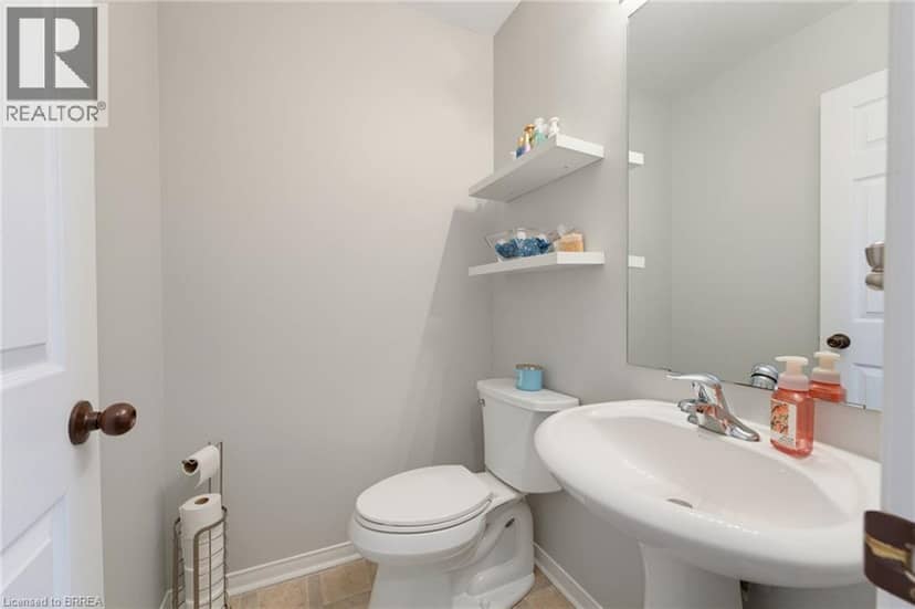89 OSBORN Avenue — photo 19 of 36