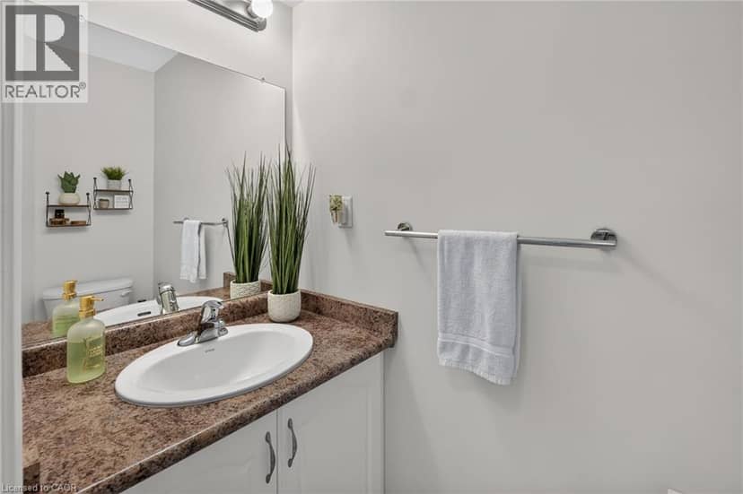 17 CHERRY Avenue — photo 18 of 40