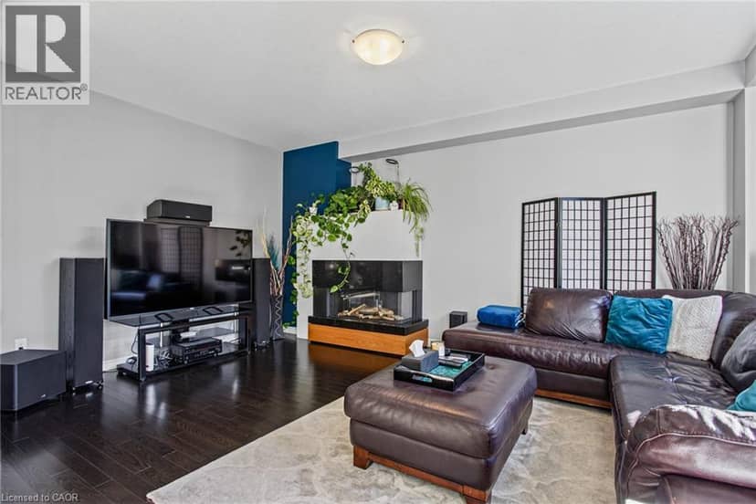 7 LAMPMAN Drive — photo 10 of 35