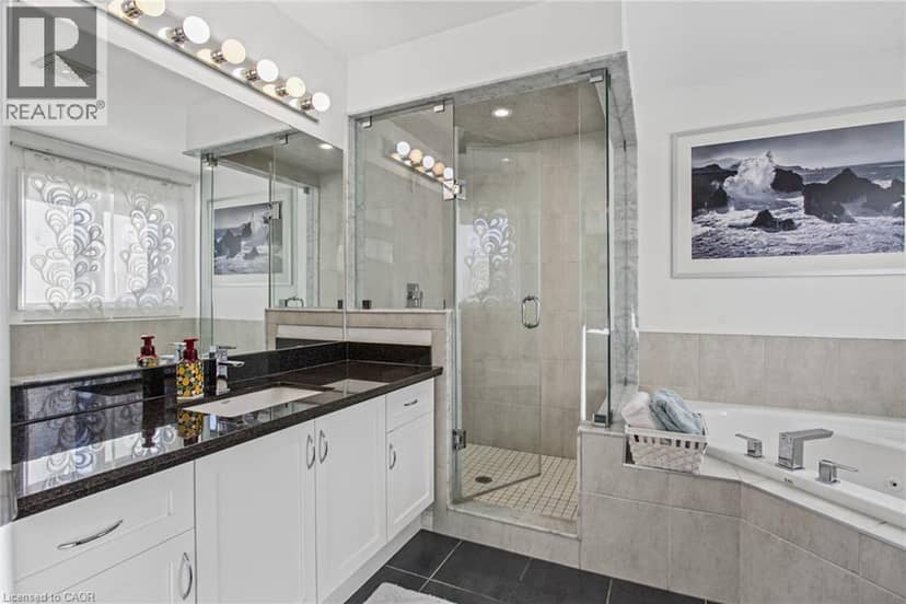 7 LAMPMAN Drive — photo 24 of 35