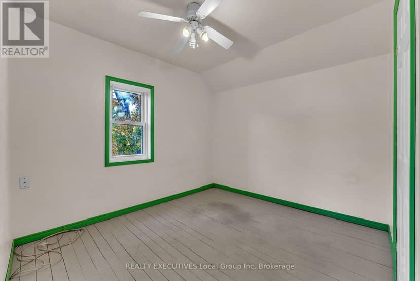 214 Victoria Street E — photo 23 of 39