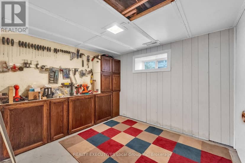 214 Victoria Street E — photo 27 of 39