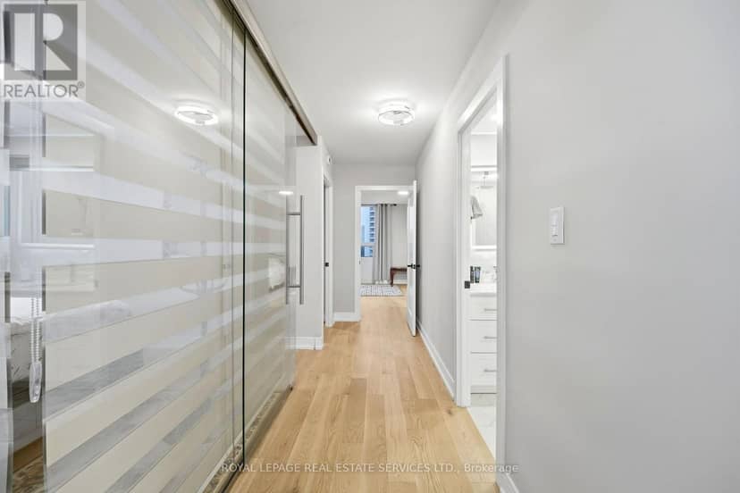 1502 - 75 Graydon Hall Drive, Toronto, photo 5