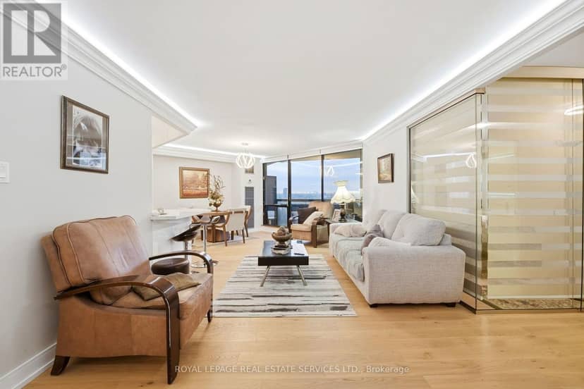 1502 - 75 Graydon Hall Drive, Toronto, photo 6