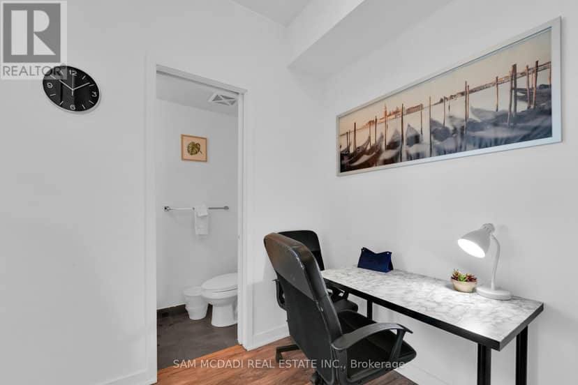 2307 - 12 York Street — photo 20 of 27